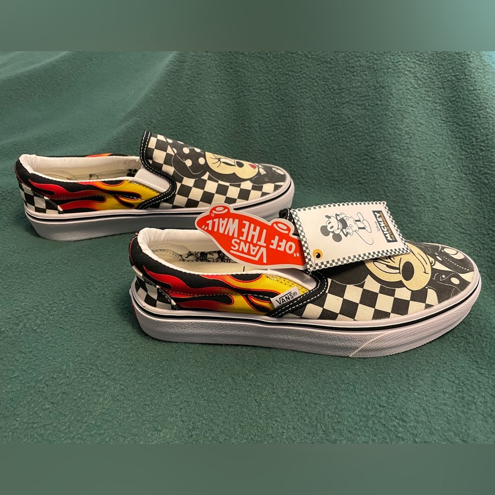 Vans Slip On Disney Mickey Minnie Mouse Checkerboard Flames 90th Anniversary - Picture 8 of 15
